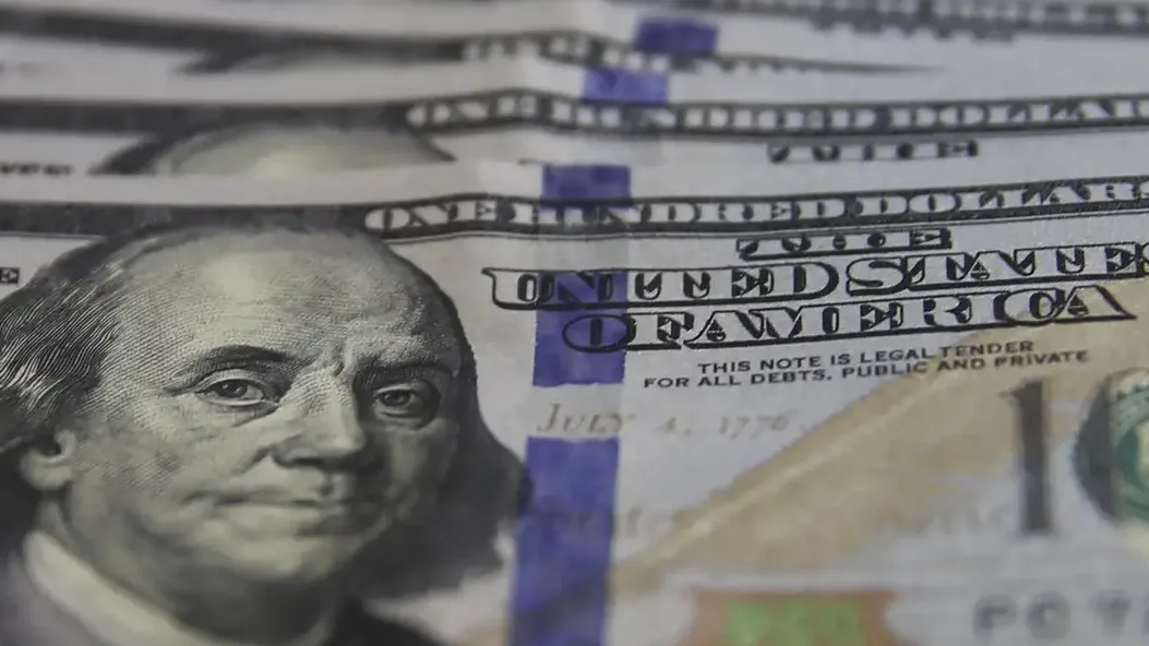 Dólar pode chegar a R$ 5,70 e juros futuros a 15,5% sem plano fiscal convincente, alerta Morgan Stanley