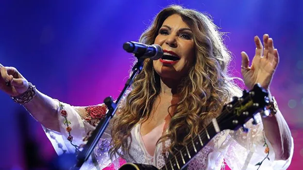 Elba Ramalho é a principal atração do Réveillon 2027 em João Pessoa; confira a programação