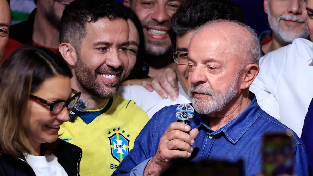 Vaga aberta desde a aposentadoria de Luís Roberto Barroso e saídas previstas de Luiz Fux, Cármen Lúcia e Gilmar Mendes podem levar o presidente a escolher novos integrantes da Corte até 2030