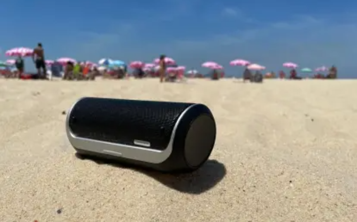 Vereador quer proibição de caixas de som portáteis nas praias de João Pessoa: “Afasta os turistas e prejudica nossa economia”