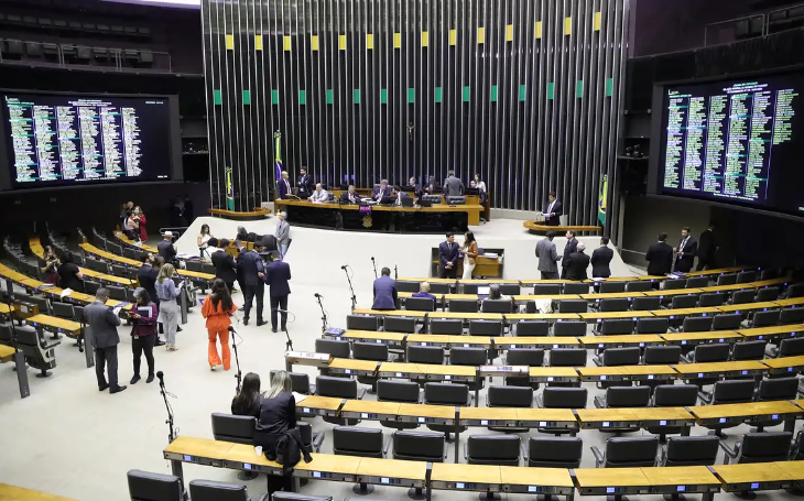 Câmara vota nesta quarta projeto que amplia faixa de isenção do IR para R$ 5 mil