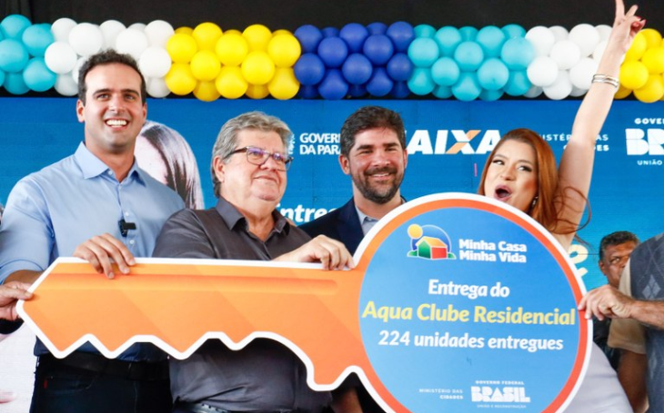 João Azevêdo entrega residencial com 224 apartamentos em Campina Grande