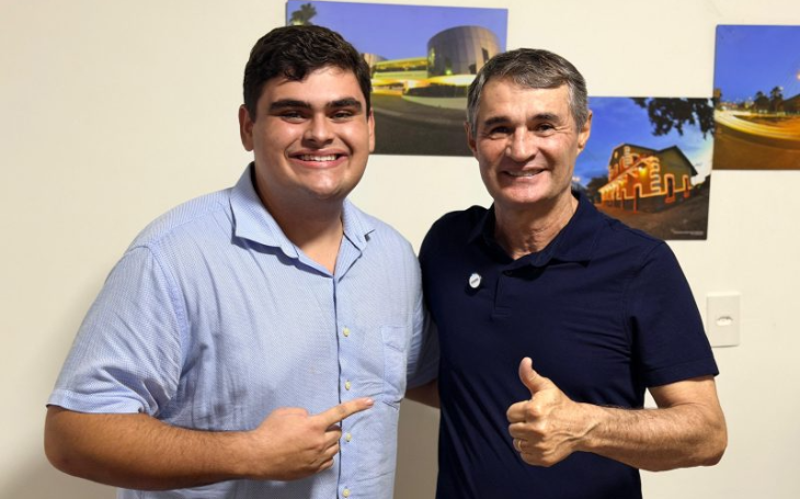 Ronaldo Neto recua de pré-candidatura e apoia reeleição de Romero a federal