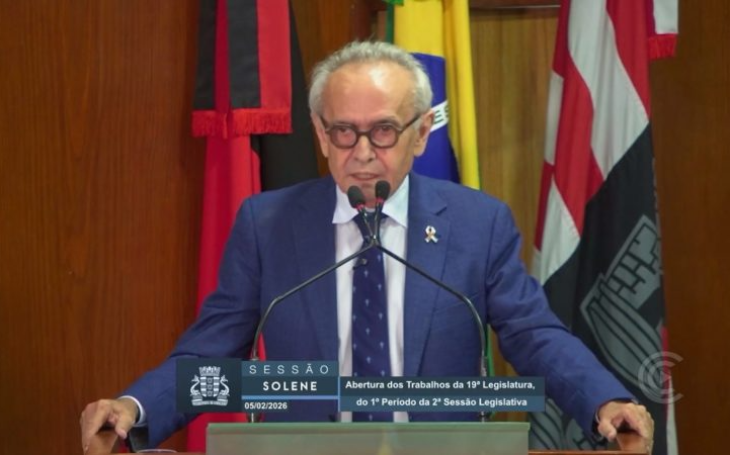 Em tom de despedida, Cícero chora e cita "total confiança em Léo"