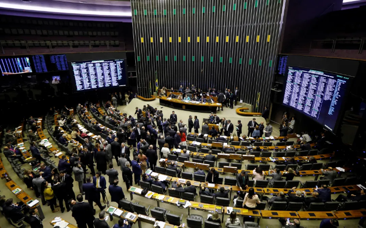 Câmara pode votar urgência para aumentar número de deputados federais