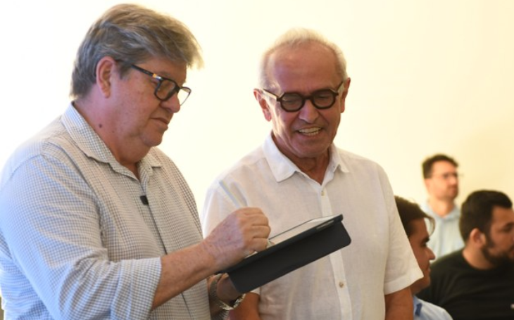 Cícero reafirma aliança com João e vê “desespero” da oposição por racha