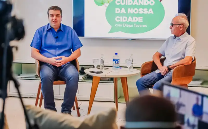 Diego Tavares entrega secretaria a Cícero Lucena