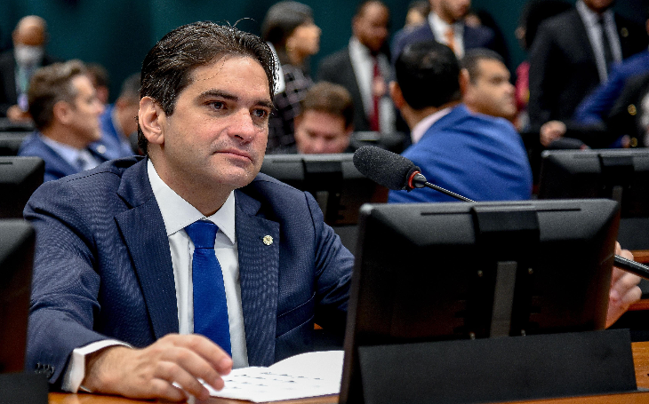 Murilo Galdino figura entre os mais lembrados e ocupa 2ª posição em pesquisa divulgada pelo Polêmica Paraíba