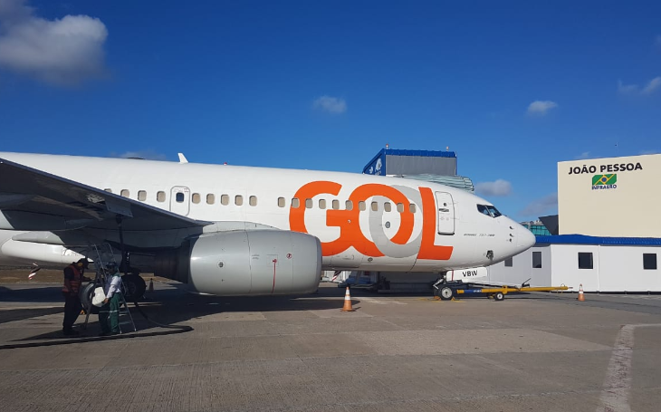 Governo estuda zerar impostos sobre querosene de aviação para baratear passagens aéreas