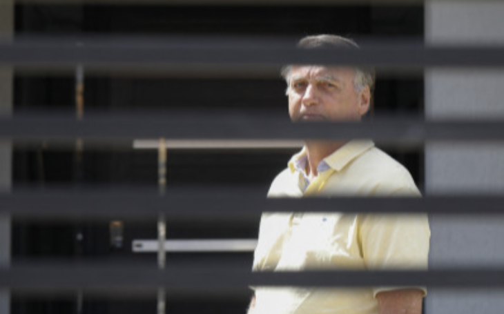 Saúde debilitada e crise de soluço: como Bolsonaro passou a primeira semana de julgamento