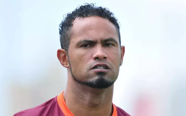 Justiça manda prender goleiro Bruno após ele descumprir condicional