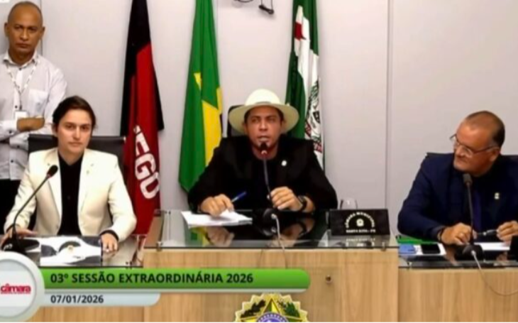 Em sessão tumultuada, vereador Epitácio Viturino denuncia suposto esquema no lixo em Santa Rita