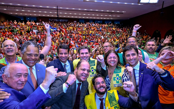 Câmara aprova em 2º turno PEC que regulamenta aposentadoria dos agentes de saúde e de combate a endemias