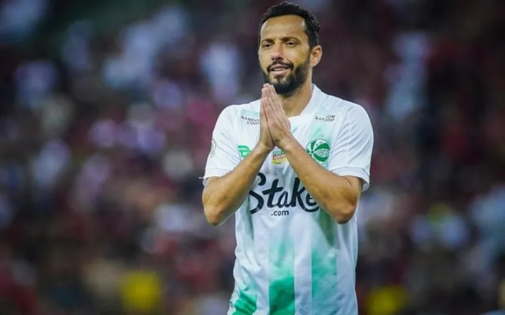 Belo SAF fecha com meia Nenê, de 44 anos