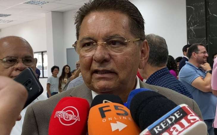 Vaga no TCE-PB deve ficar com Deusdete e um deputado, prevê Adriano Galdino