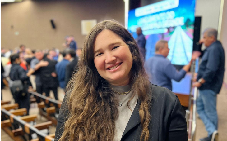 Vereadora Pâmela Vital fez dobradinha nesta sexta-feira, prestigiando a Obra da BR 230 e celebrando o início das obras do VLT