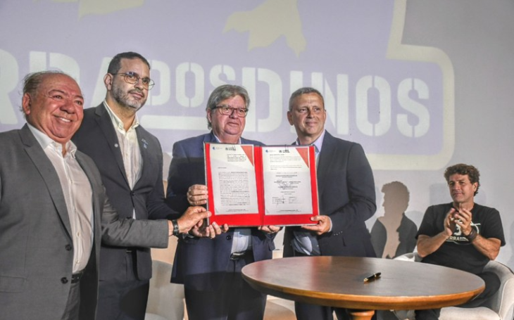 Governador formaliza instalação de Parque Temático Terra dos Dinos no Polo Turístico Cabo Branco