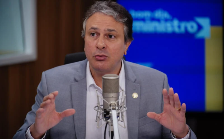 Ministro da Educação cumpre agenda em Campina Grande com visitas a obras e solenidade na UFCG