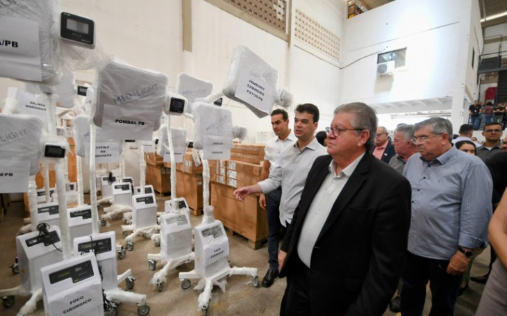 João Azevêdo entrega novos equipamentos para hospitais da rede estadual com investimentos superiores a R$ 56 milhões