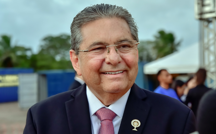 Adriano Galdino reafirma pré-candidatura ao Governo e cobra empenho do Republicanos para viabilizar candidatura