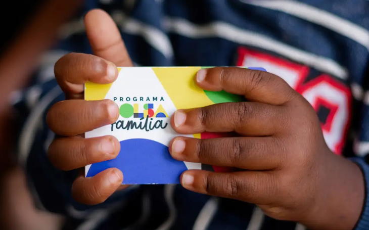 Bolsa Família 2025: pagamentos de julho começam nesta sexta; veja calendário