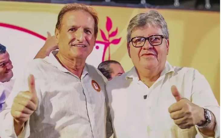 Magoado, Hervázio Bezerra diz que não votará em João Azevêdo para o Senado