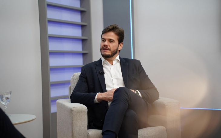 Bruno diz estar "contemplado" com Pedro ou Efraim e quer chapa única da oposição