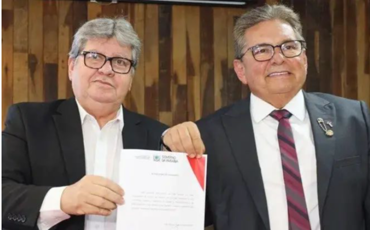 Atuação do deputado Adriano Galdino garante assinatura da ordem de serviço para pavimentação entre Pocinhos e Olivedos