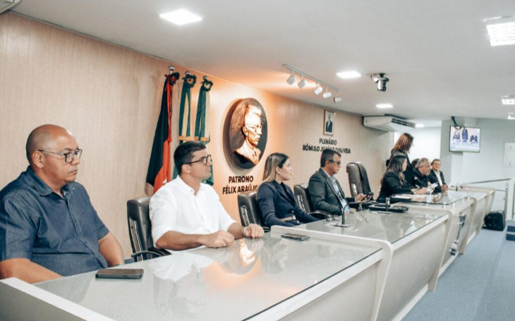 Audiências públicas e sessões especiais debatem demandas da população na Câmara Municipal - Informe Publicitário