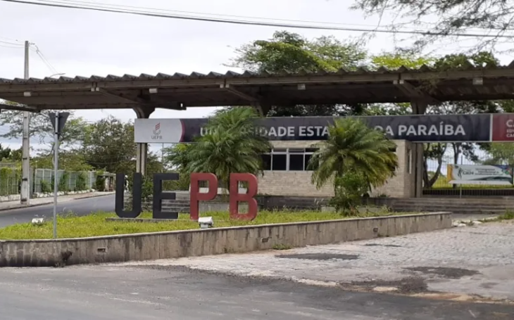 Professores da UEPB iniciam greve por tempo indeterminado