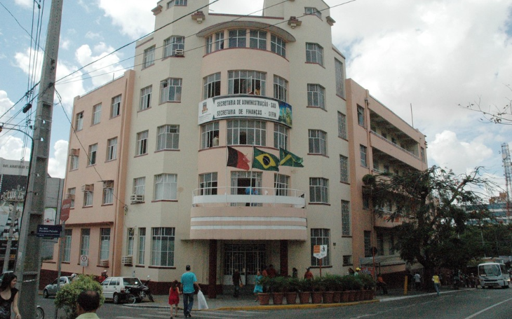 Com pendências fiscais com a União, prefeitura de Campina Grande consegue liminar e mantém convênios milionários