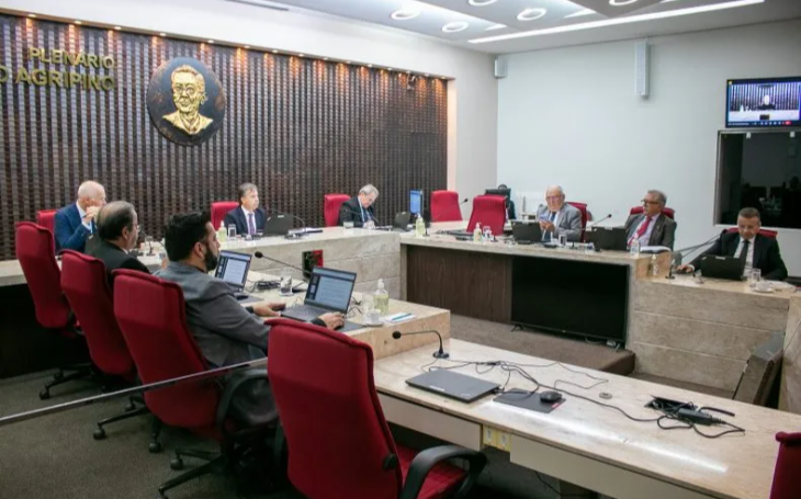 Maioria do TCE-PB considera legal indicação de Alanna Galdino; MPC pede vista