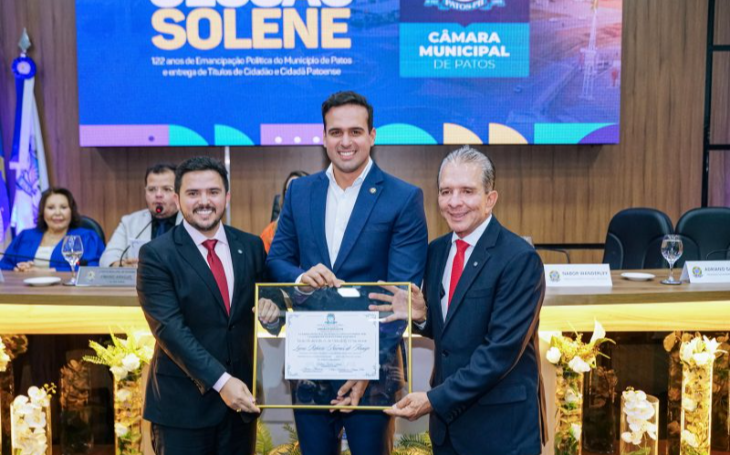 Em Patos, Lucas recebe título de cidadão e ressalta compromisso com o município