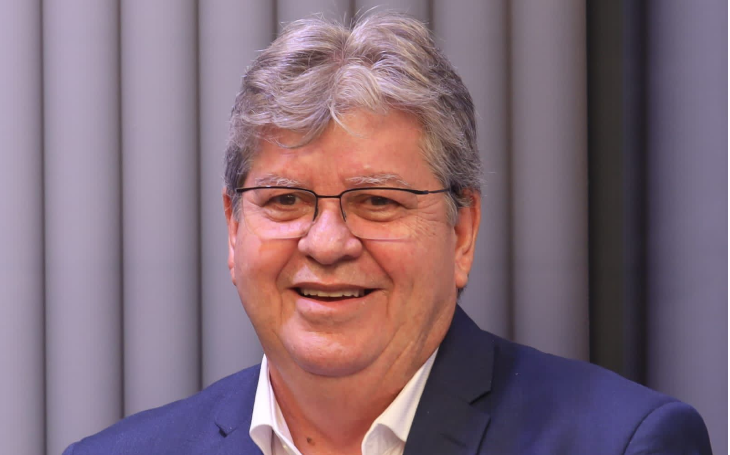 João tem boa recuperação e “já andou e se alimentou” nesta segunda, afirmam médicos