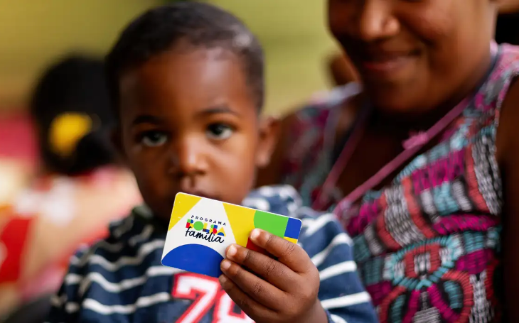 Caixa paga Bolsa Família a beneficiários com NIS de final 8