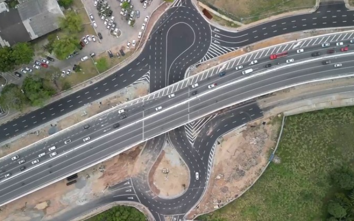João Azevêdo entrega a segunda parte do Viaduto Luciano Agra e libera o tráfego na área