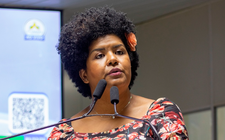 Após 8 meses, PMCG não responde pedido de informações de vereadora, que aciona o Ministério Público