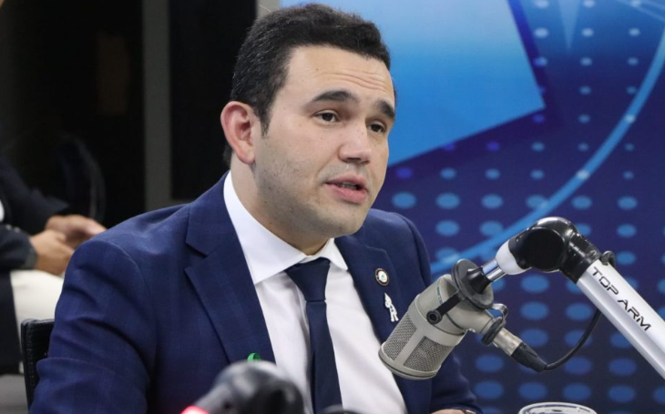 Jhony Bezerra se desfilia do PSB: "Reflexão serena"