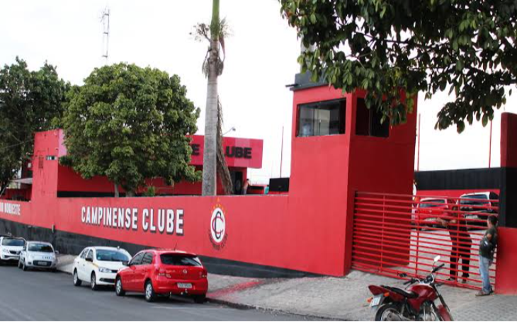 Campinense tem terreno do Renatão penhorado por dívida de IPTU