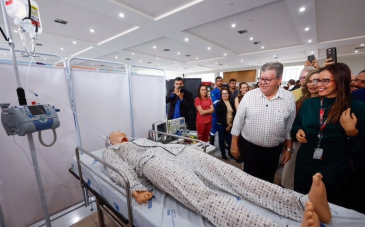 Governo reforça atendimento médico durante o São João com posto avançado no Parque do Povo, incluindo leito de UTI