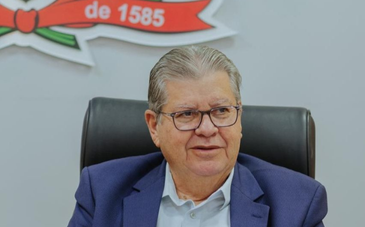 Fábrica de remédios: João Azevêdo anuncia último ato como governador